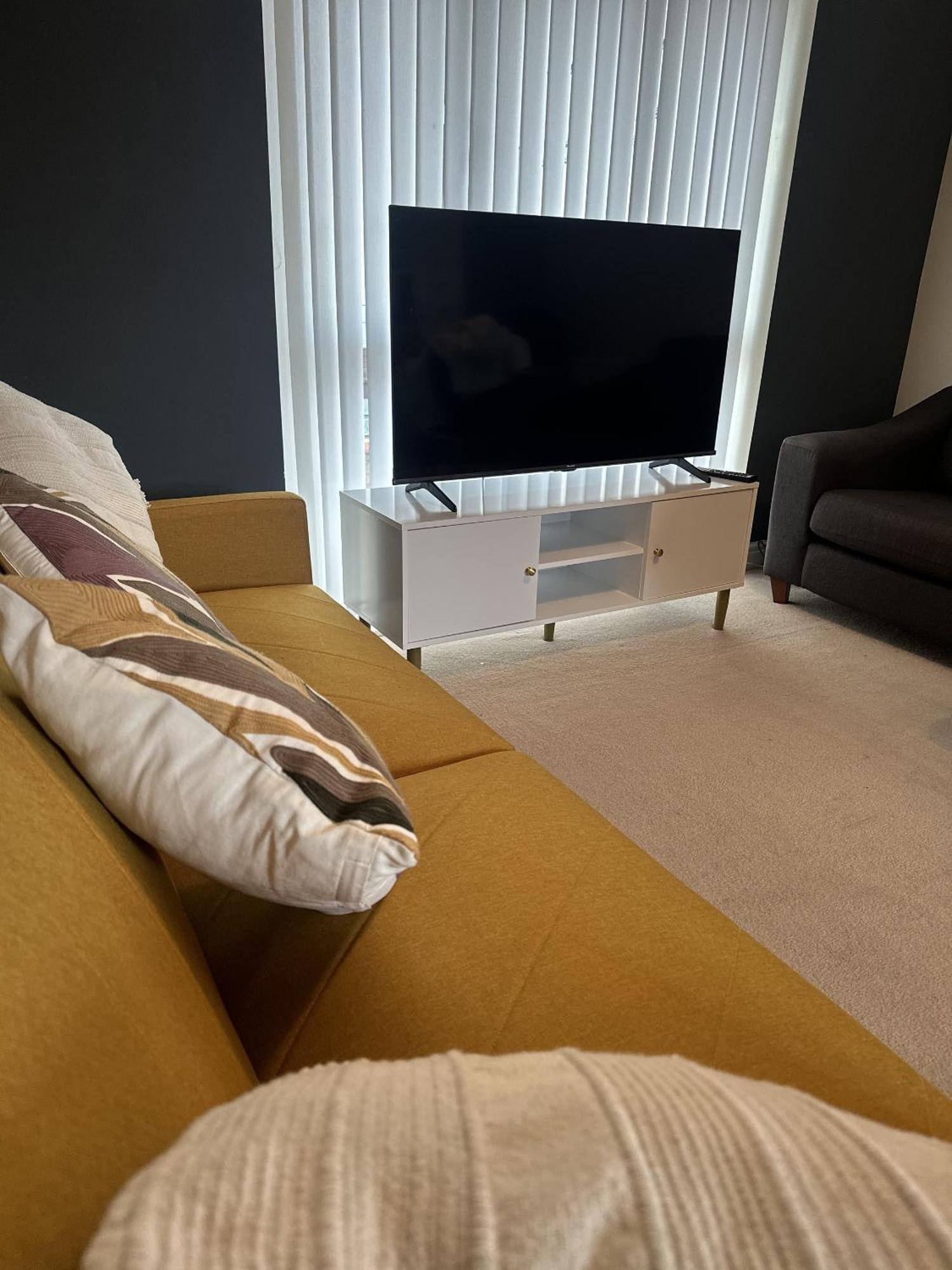 2 Bdr City Centre Apartment With Parking Cardiff Exteriör bild